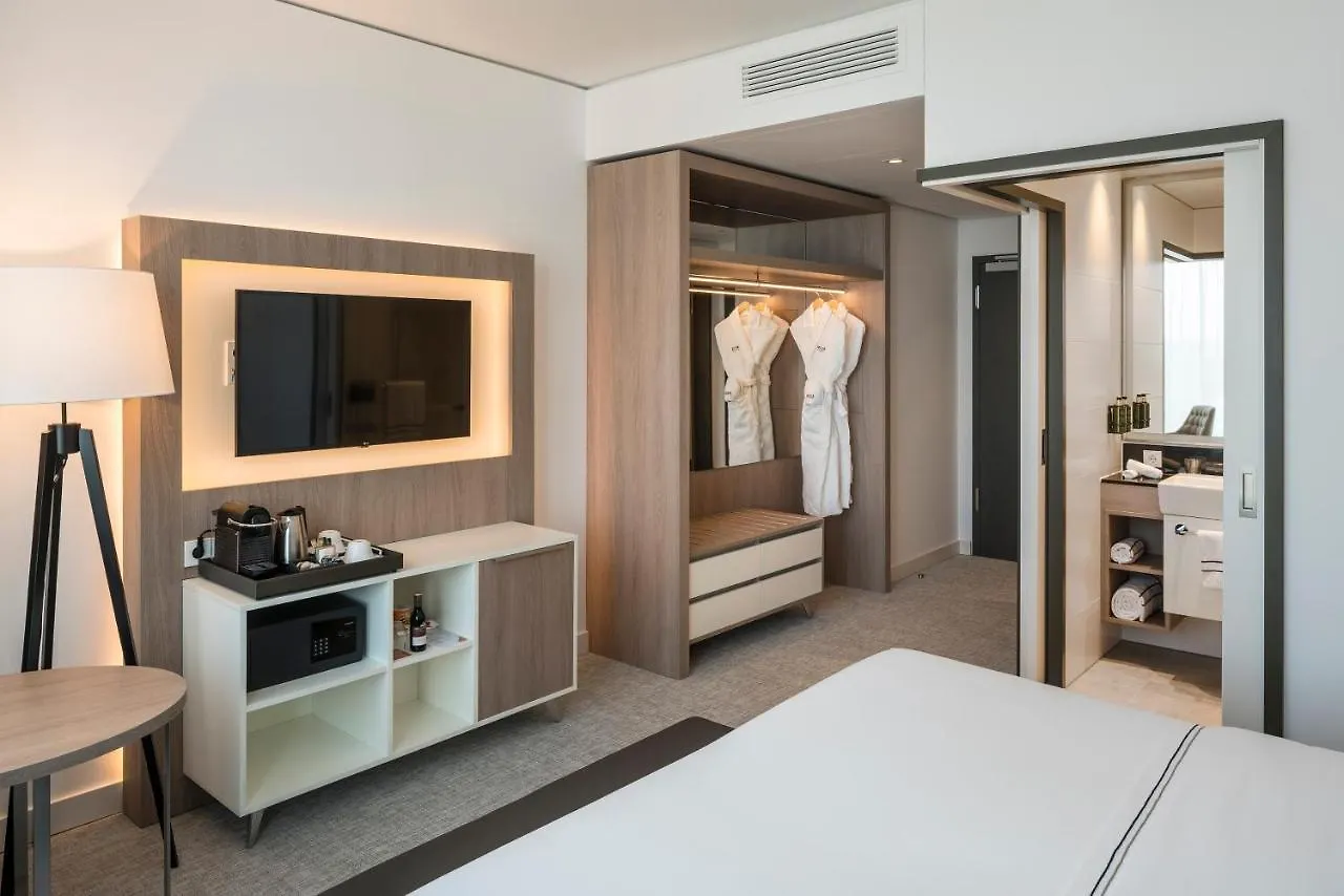Meliá Frankfurt City Francoforte sul Meno 4*,  Germania